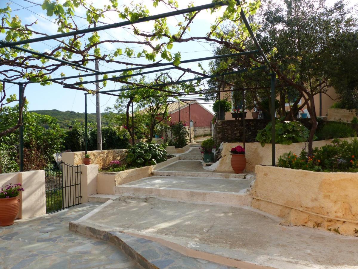 Vila Dali'S House Sokrákion Exteriér fotografie